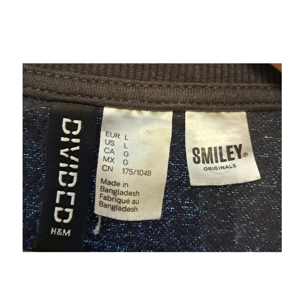 H&M "Smiley Originals Interstellar Happiness" sweatshirt - Picture 3 of 4